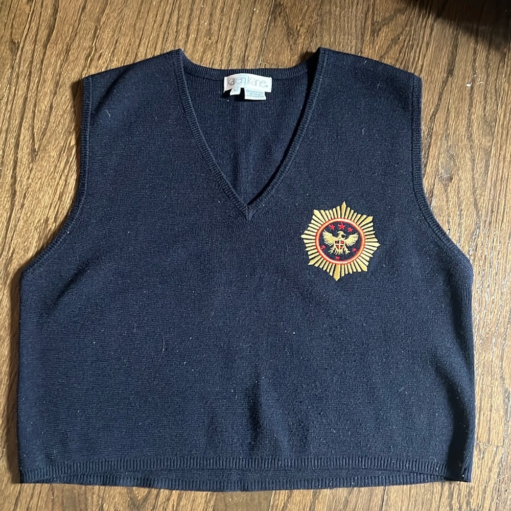Karen Kane Cropped Sweater Vest